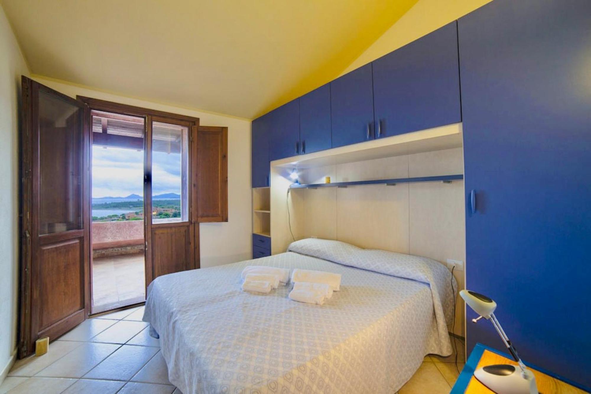 Isa-Villas In Porto Corallo Just 400 Meters From The Sea Villaputzu Room photo